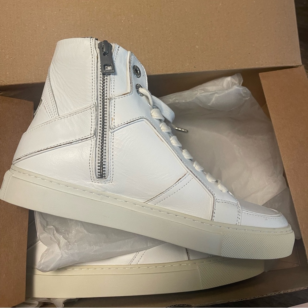 Zadig and Voltaire high tops, 37, white, like new, slight sole discoloration